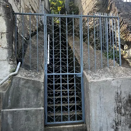 Bulle D Evidence Avec Baignoire Casa de hóspedes