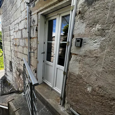 Bulle D Evidence Avec Baignoire Casa de hóspedes Saumur