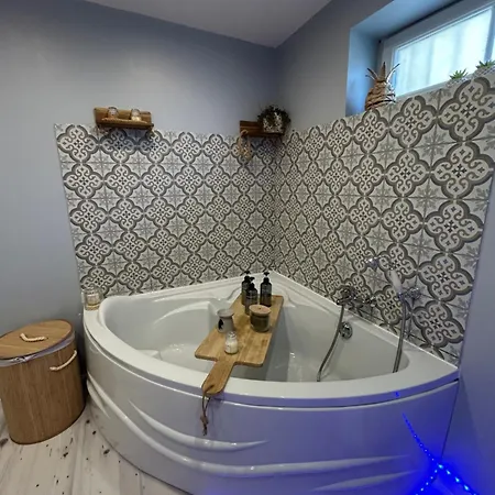 Bulle D Evidence Avec Baignoire Saumur