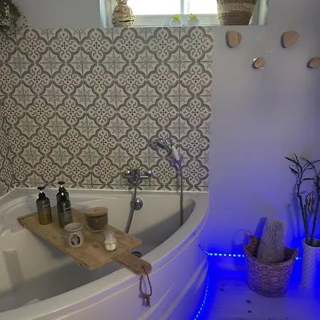Pensionat Bulle D Evidence Avec Baignoire 3*